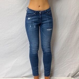 Mossimo Women's Blue and Navy Jeans